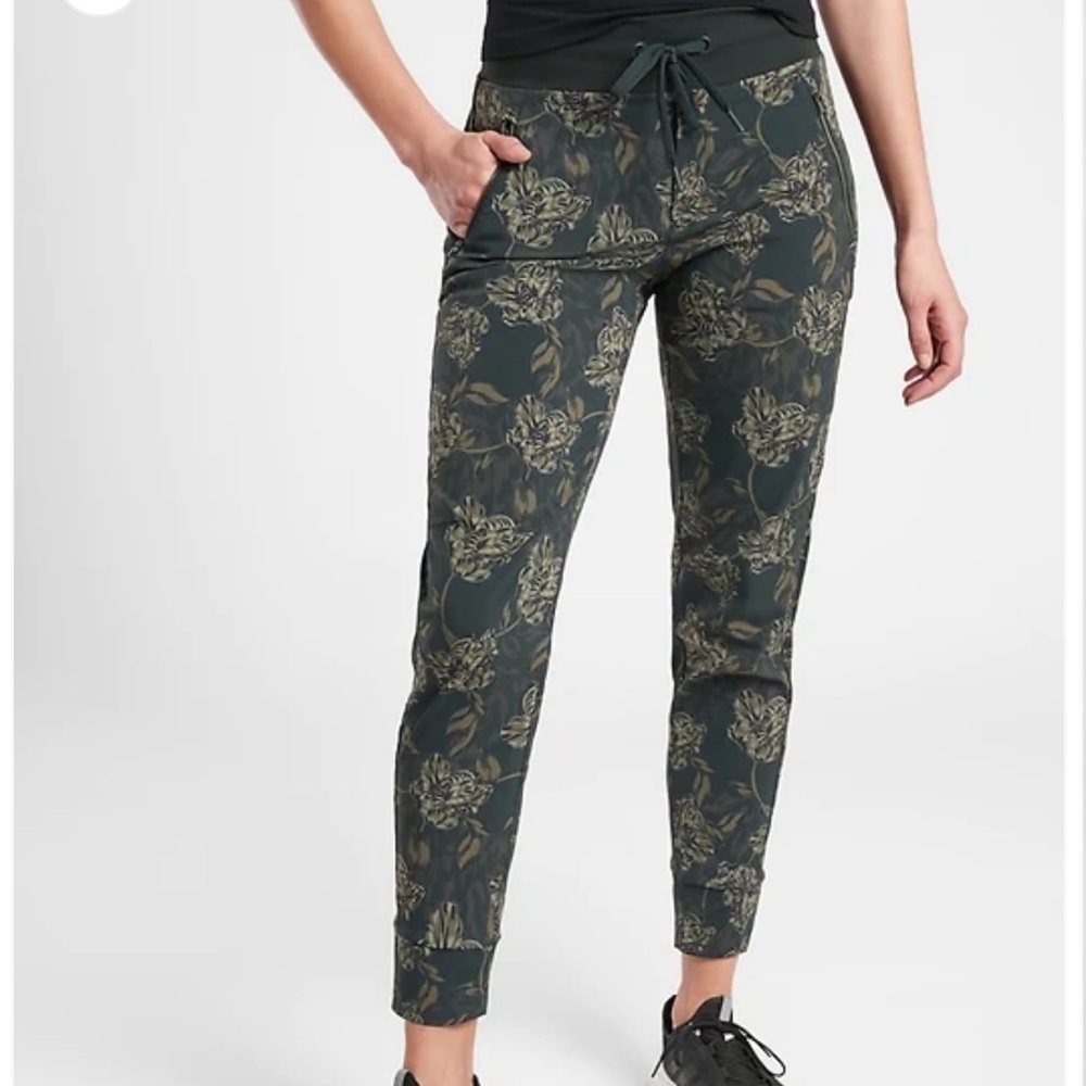 Athleta Trekkie North Printed Jogger Floral Size 0